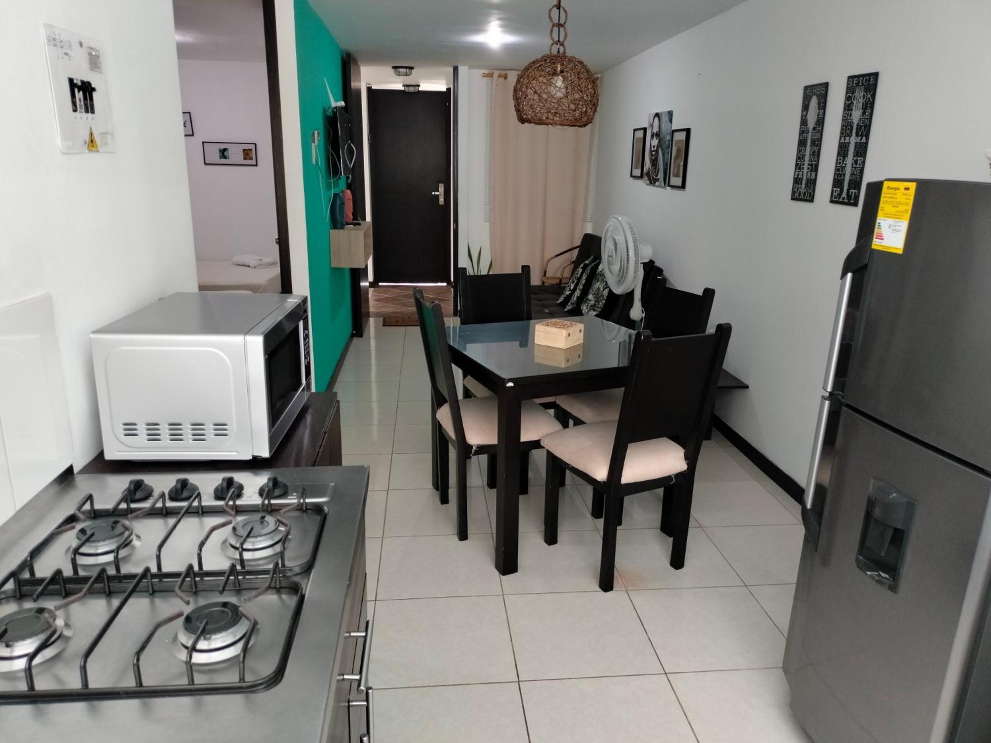 Apartamento Cerca Parque Del Cafe Con Piscina モンテネグロ エクステリア 写真