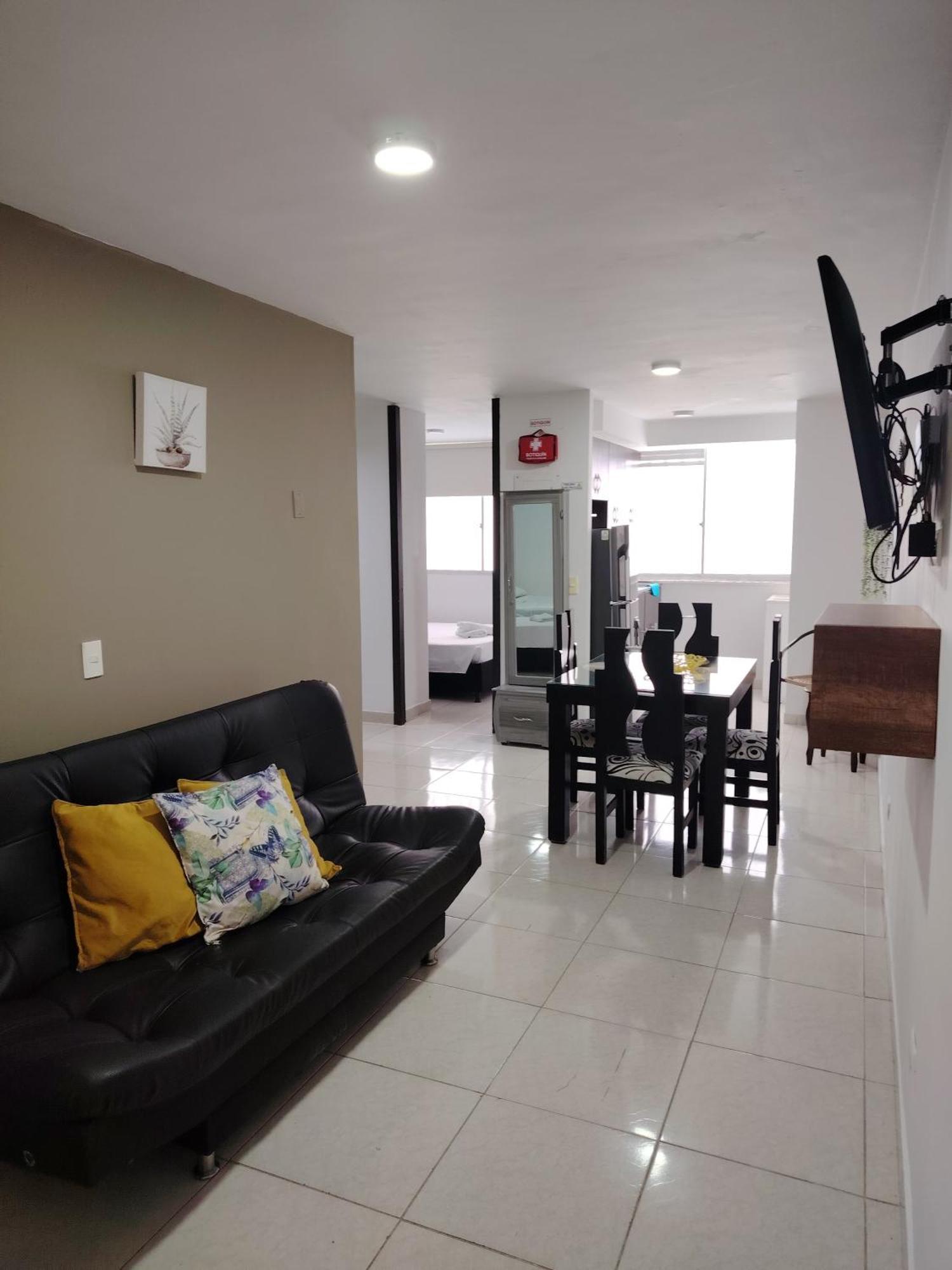 Apartamento Cerca Parque Del Cafe Con Piscina モンテネグロ エクステリア 写真