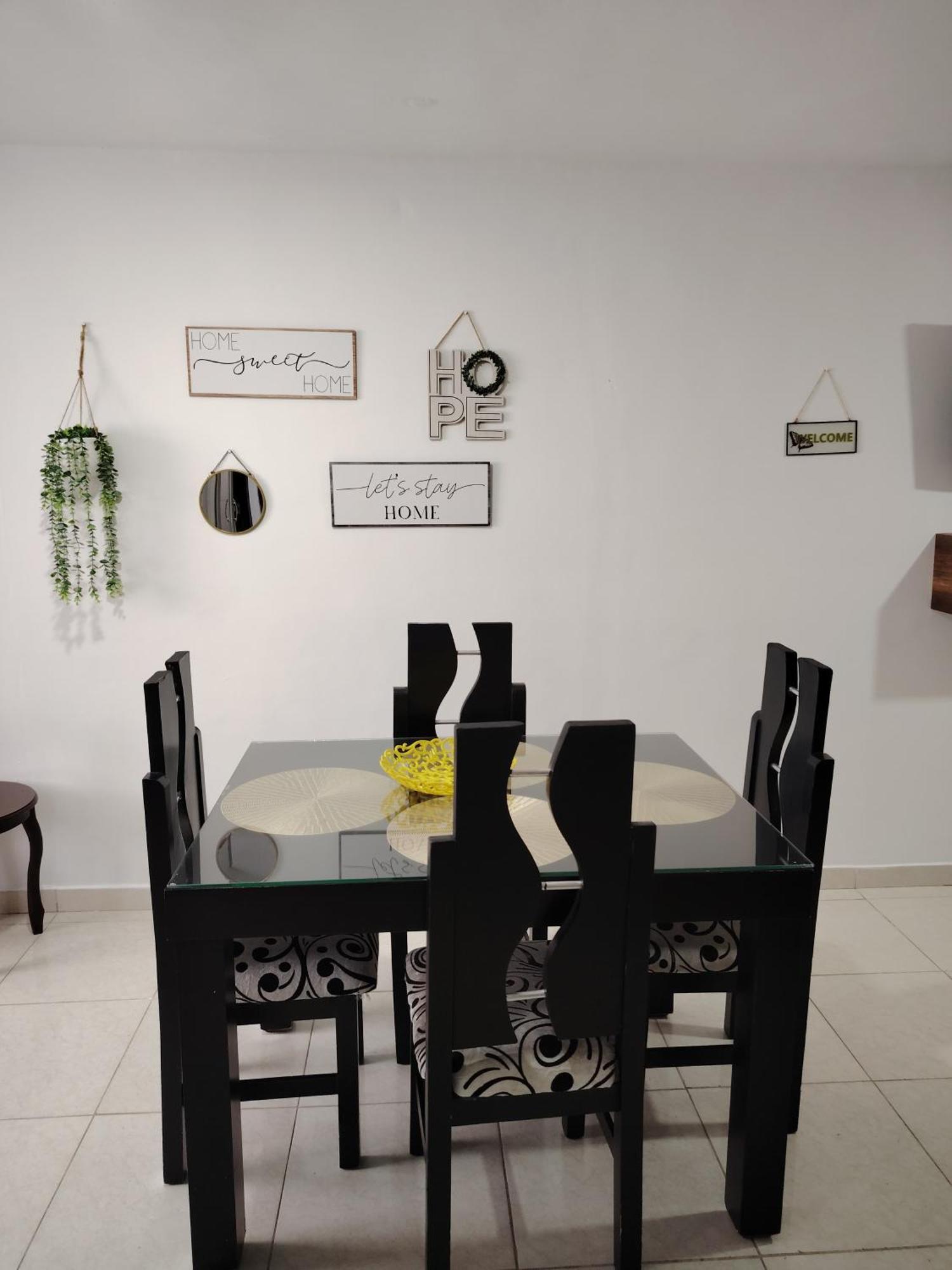 Apartamento Cerca Parque Del Cafe Con Piscina モンテネグロ エクステリア 写真